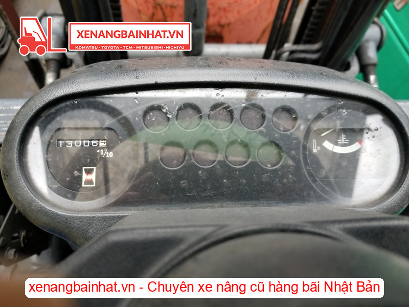 Xe nâng xăng Toyota 6FG10 1 Tấn, 3m-5 cũ hàng bãi Nhật