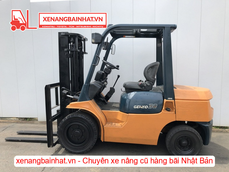 Xe nâng dầu Toyota 7FD30 3 Tấn cũ hàng bãi Nhật tại TPHCM