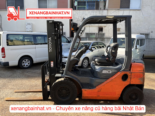 Xe nâng dầu Toyota 02-8FD20 2 Tấn cũ hàng bãi Nhật