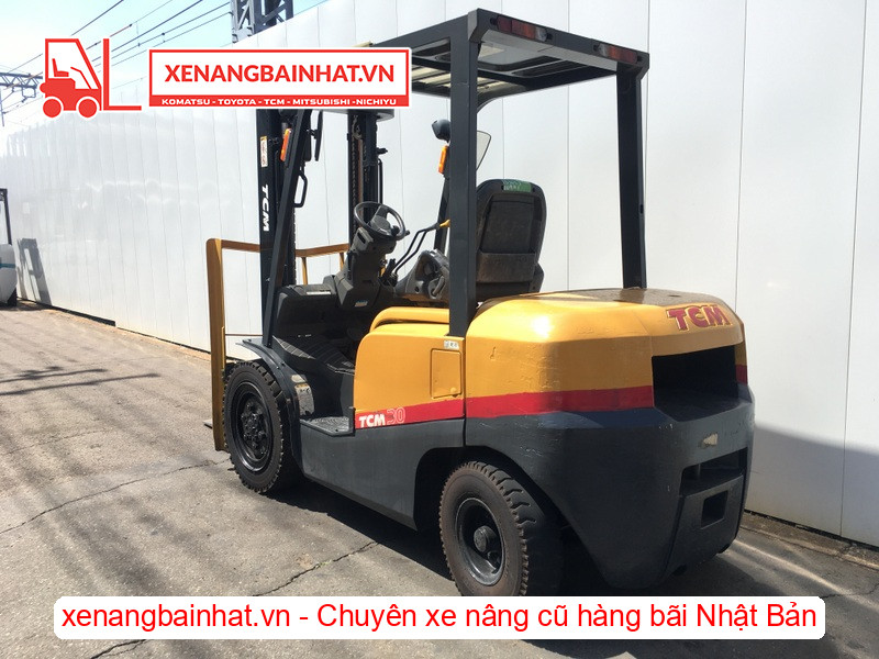 Xe nâng dầu TCM FD30C3 3 Tấn
