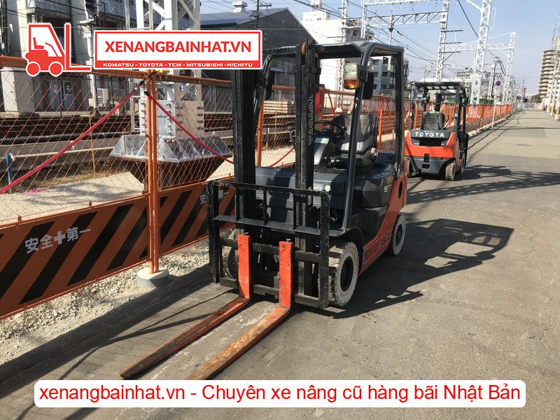 Xe nâng dầu Toyota 02-8FD10 1 Tấn, 3m-1 cũ hàng bãi Nhật