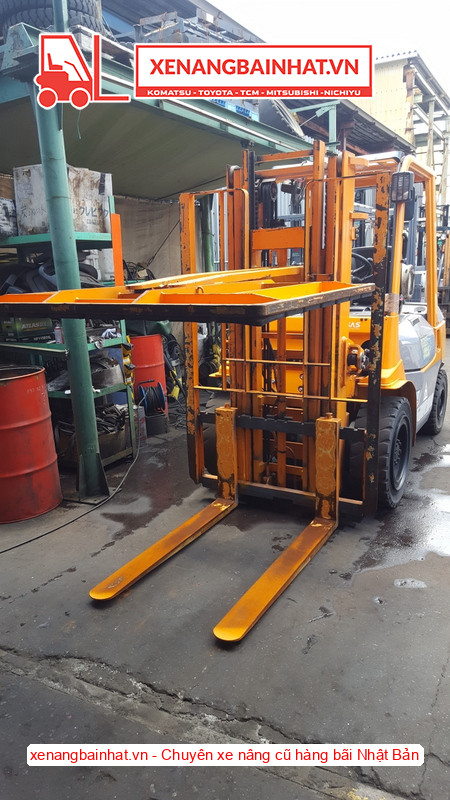 Xe nâng xăng Toyota 02-7FG30 3 Tấn, 3m-1 cũ hàng bãi Nhật