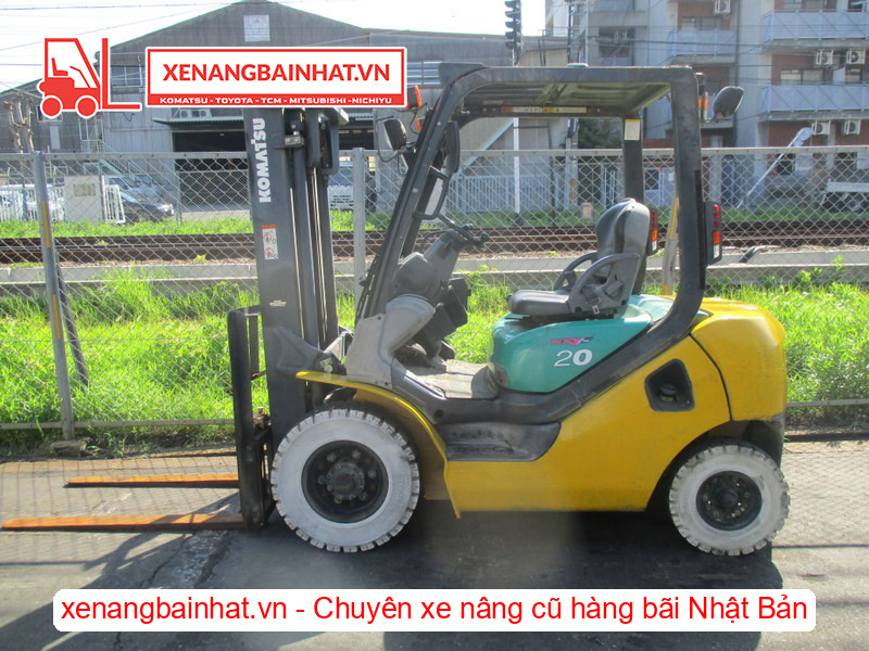 876-Xe nâng xăng Komatsu FG20T-16 2 Tấn, 3m