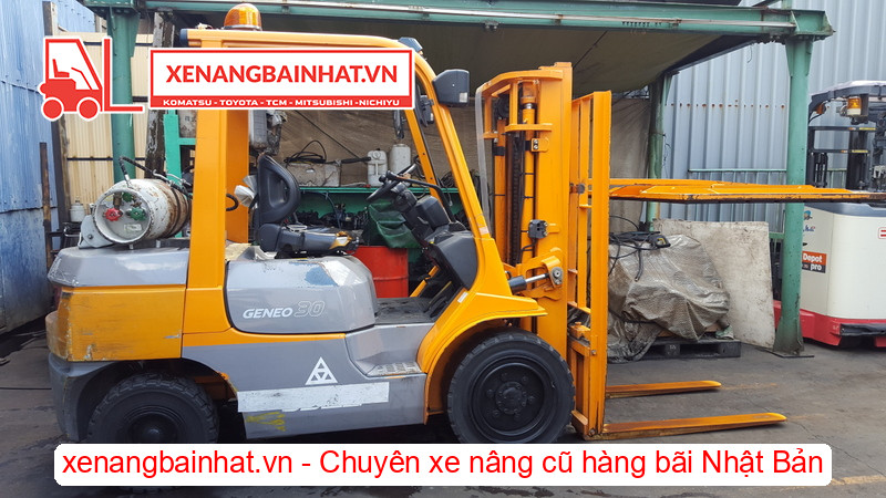 Xe nâng xăng Toyota 02-7FG30 3 Tấn, 3m-3 cũ hàng bãi Nhật