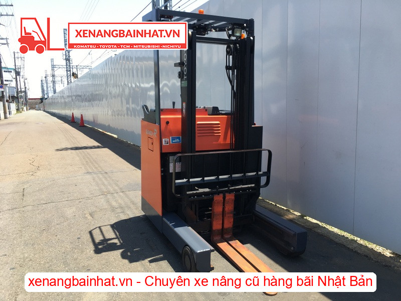 Xe nâng điện đứng lái 1.5 tấn Toyota 7FBR15