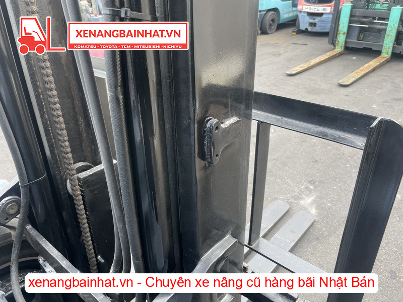 Bộ khung nâng trên Xe nâng dầu 3 tấn Toyota 8FD30