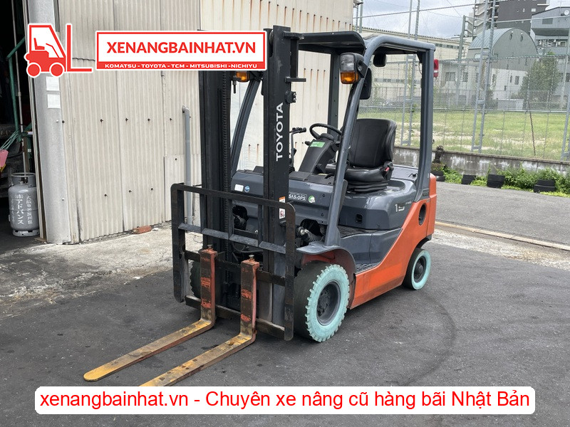 Xe nâng dầu 1.5 tấn Toyota 8FD15-1
