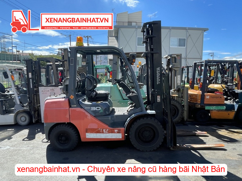 Xe nâng xăng 3 tấn Toyota 02-8FG30-3