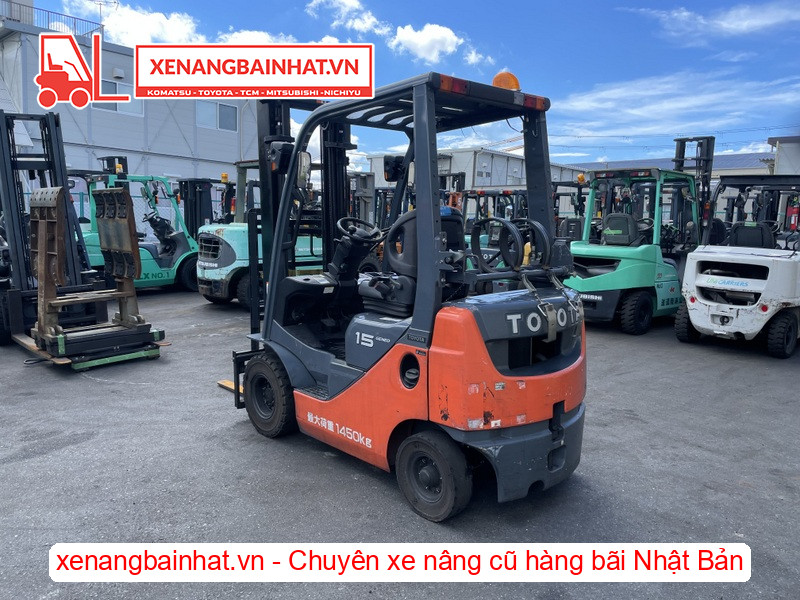 Xe nâng xăng 1.5 tấn Toyota 02-8FG15-2