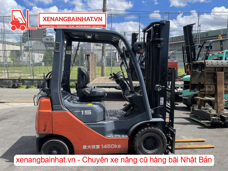 Xe nâng xăng 1.5 tấn Toyota 02-8FG15-3