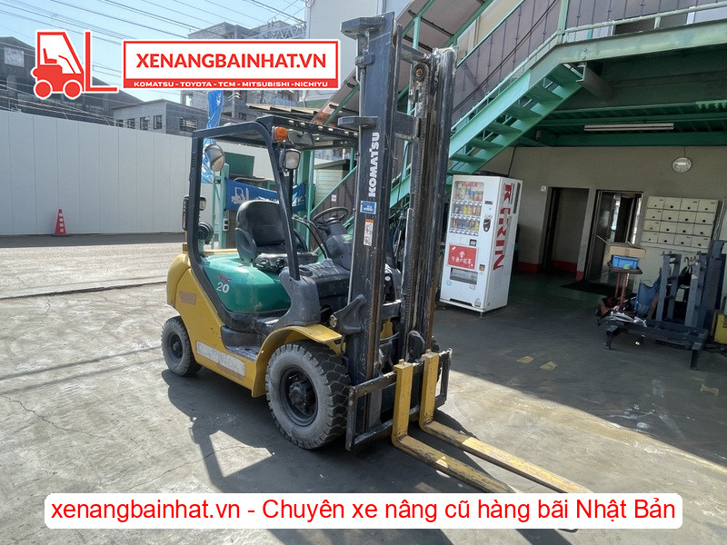 Xe nâng dầu 2 tấn Komatsu FD20T-16 hàng Bãi Nhật 