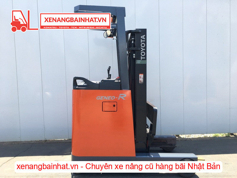 Động cơ điện AC trên Xe nâng điện đứng lái 1.5 tấn Toyota 7FBR15