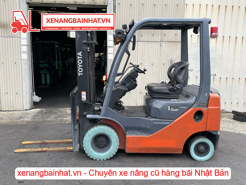 Xe nâng dầu 1.5 tấn Toyota 8FD15-0