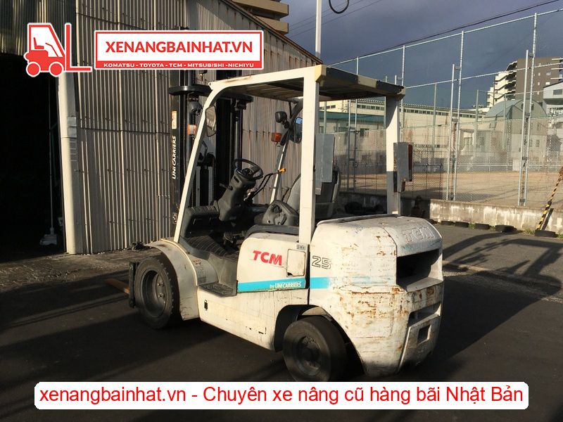 Xe nâng dầu 2.5 Tấn TCM FD25C13Z nâng cao 6m triple SX 2014