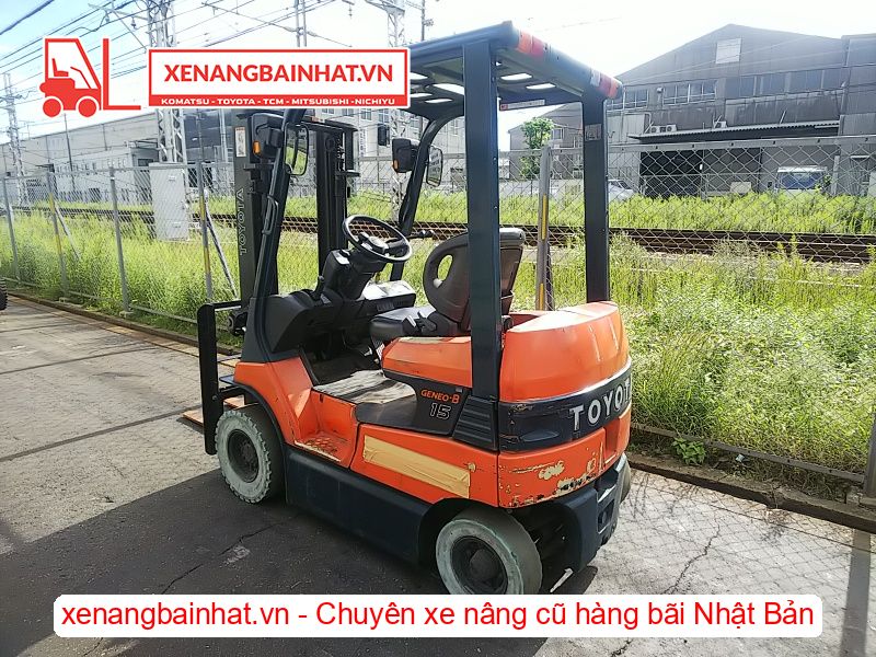 Xe nâng Điện 1.5 Tấn TOYOTA 7FB15 nâng cao 3m SX 2006