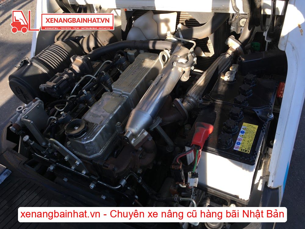Xe nâng dầu 2.5 Tấn UNICARRIERS FD25T15M nâng cao 3m SX 2021