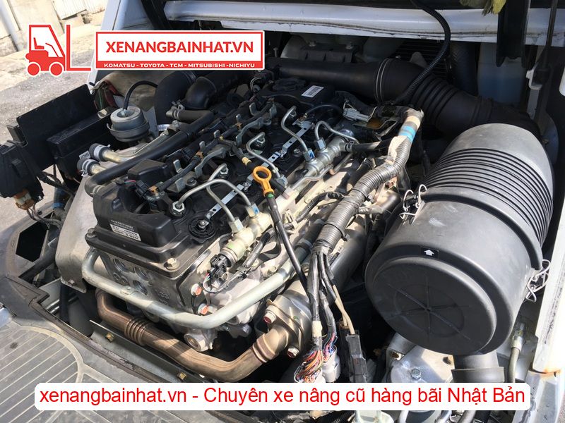 Xe nâng dầu 3 Tấn UNICARRIERS FHD30T5 nâng cao 3m SX 2016