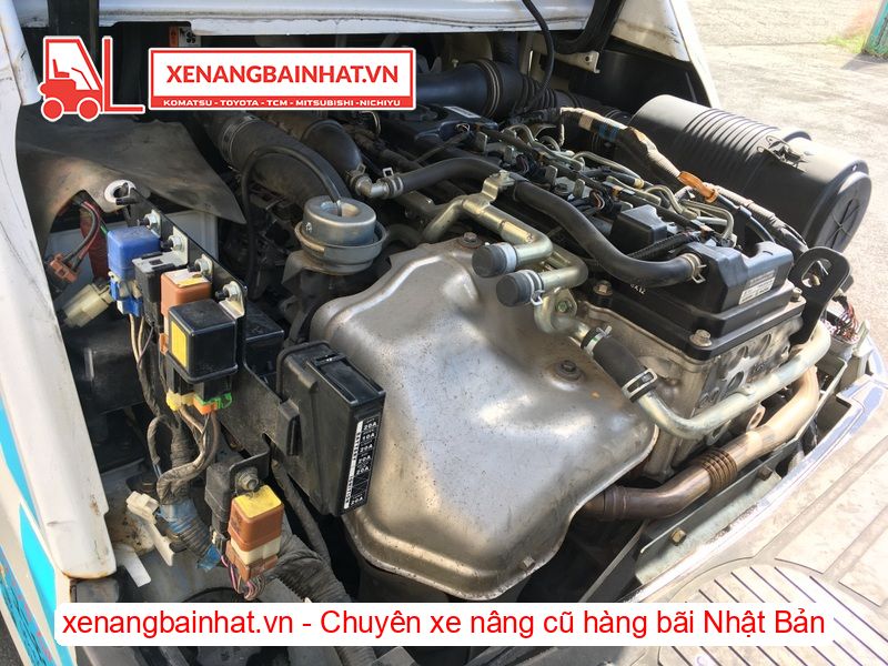 Xe nâng dầu 3 Tấn UNICARRIERS FHD30T5 nâng cao 3m SX 2016