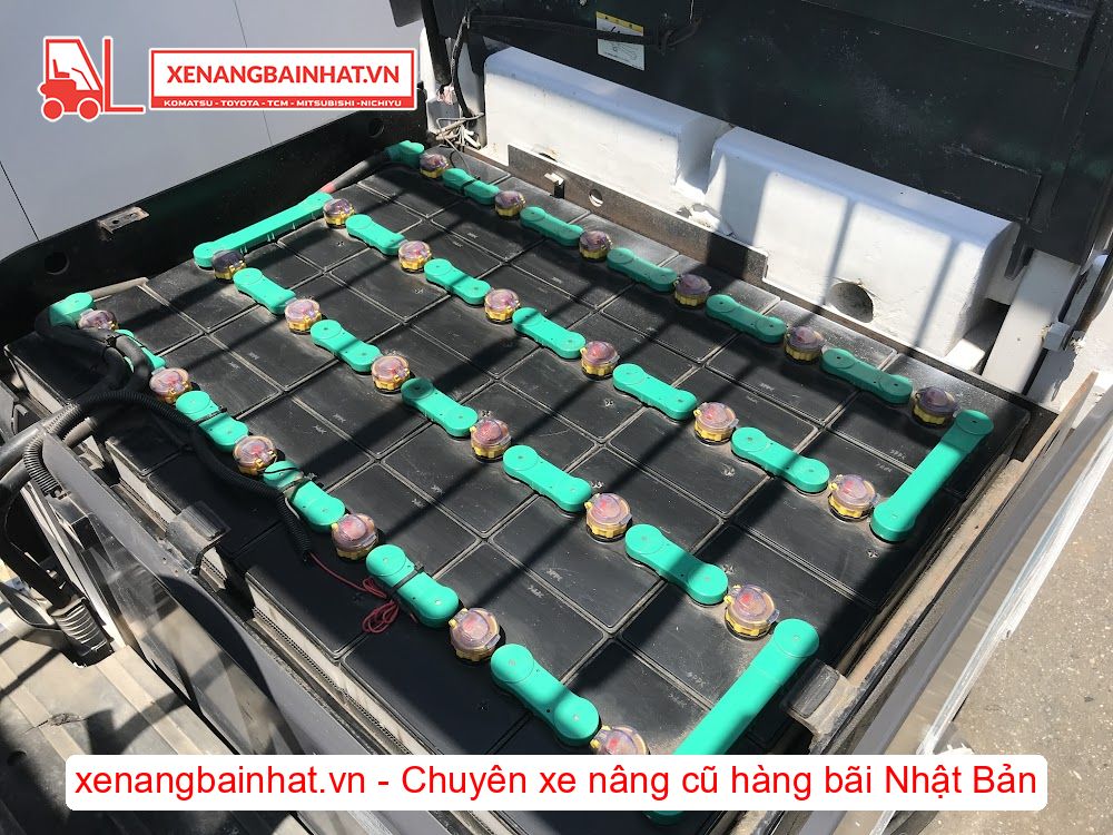 Xe nâng Điện 2.5 Tấn UNICARRIERS FB25-8 nâng cao 4.5m SX 2014