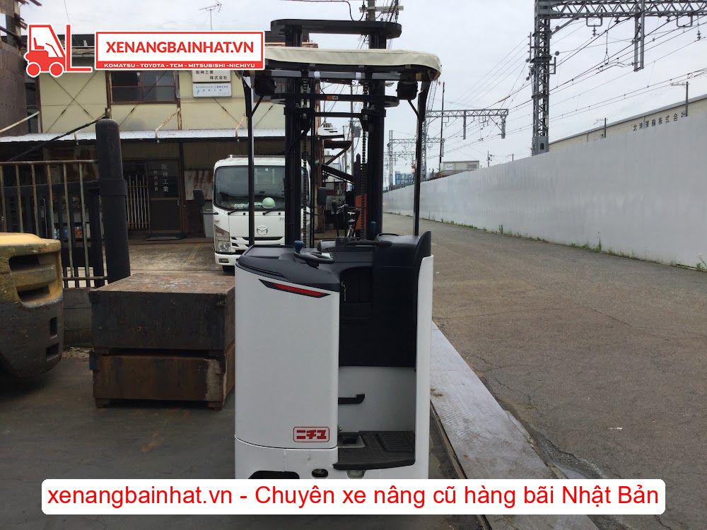 Xe nâng Điện 900Kg NICHIYU FBRM9N-85 nâng cao 4m SX 2020