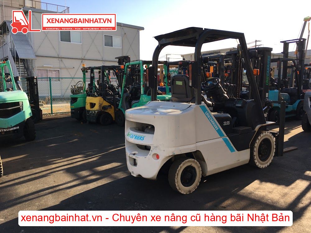 Xe nâng dầu 2.5 Tấn UNICARRIERS FD25T15M nâng cao 3m SX 2021