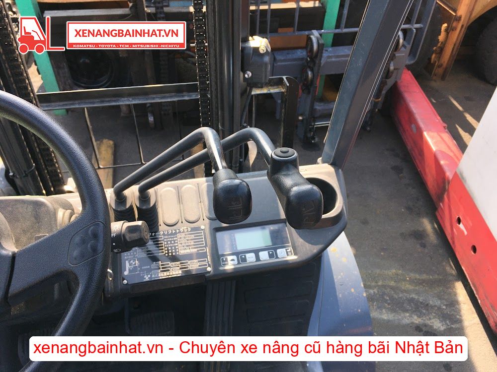 Xe nâng dầu 2 Tấn TOYOTA 02-8FD20 nâng cao 4m SX 2021