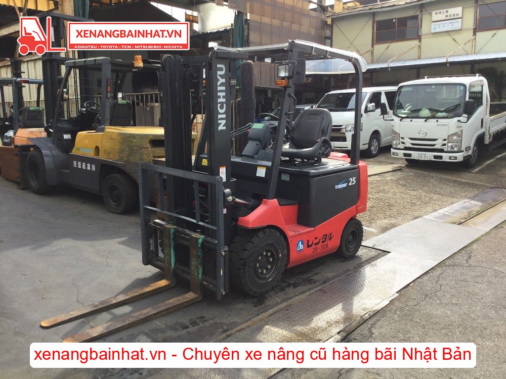 Xe nâng Điện 2.5 Tấn NICHIYU FB25PN-77 nâng cao 3m SX 2016