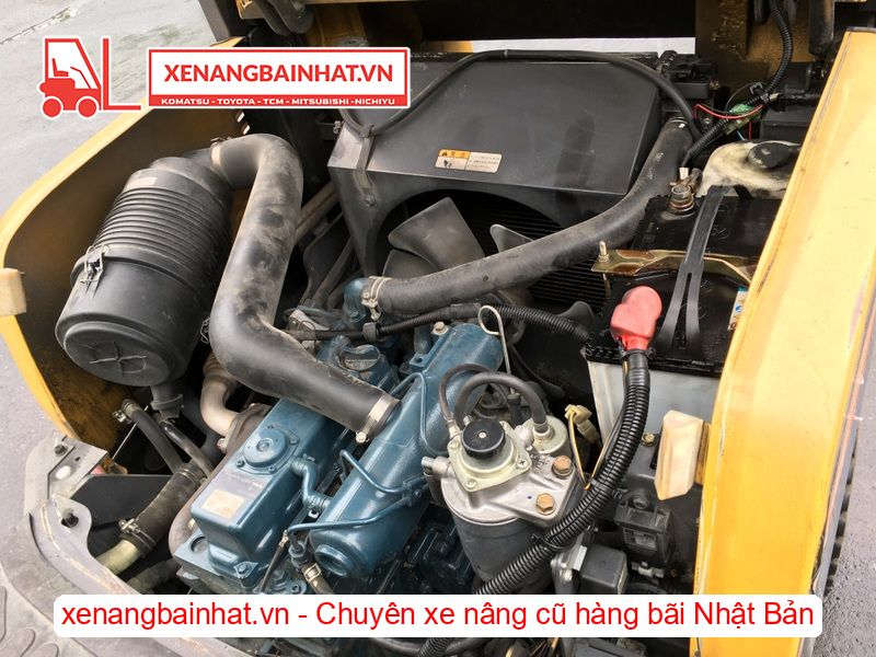 Xe nâng dầu 1.8 Tấn TCM FD18T13 nâng cao 3m SX 2013