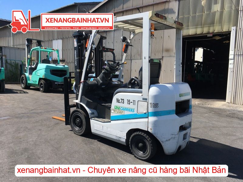 Xe nâng dầu 1.5 Tấn UNICARRIERS FD15T14 nâng cao 3m SX 2015