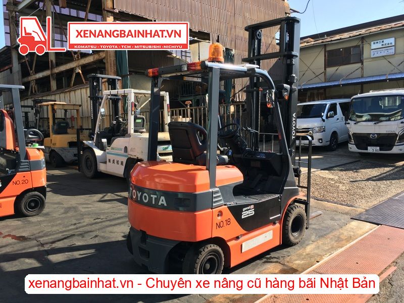 Xe nâng Điện 2.5 Tấn TOYOTA 8FBH25 nâng cao 4.5m SX 2018