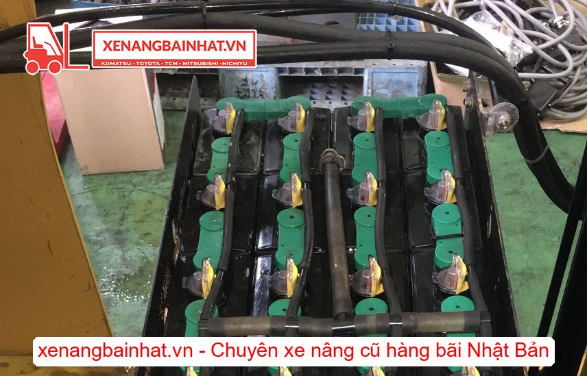 Xe nâng Điện 1.5 Tấn TCM FRHB15-8 nâng cao 5.5m SX 2009