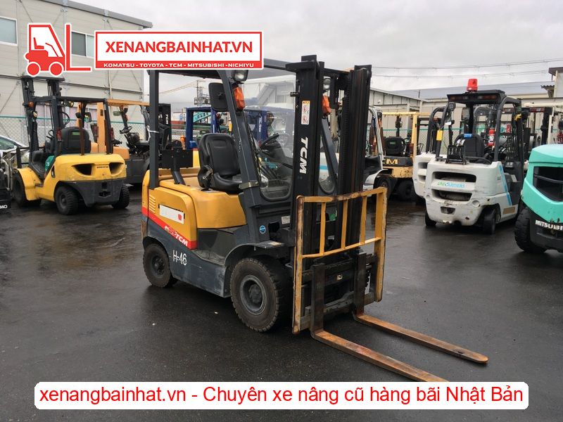 Xe nâng dầu 1.8 Tấn TCM FD18T13 nâng cao 3m SX 2013