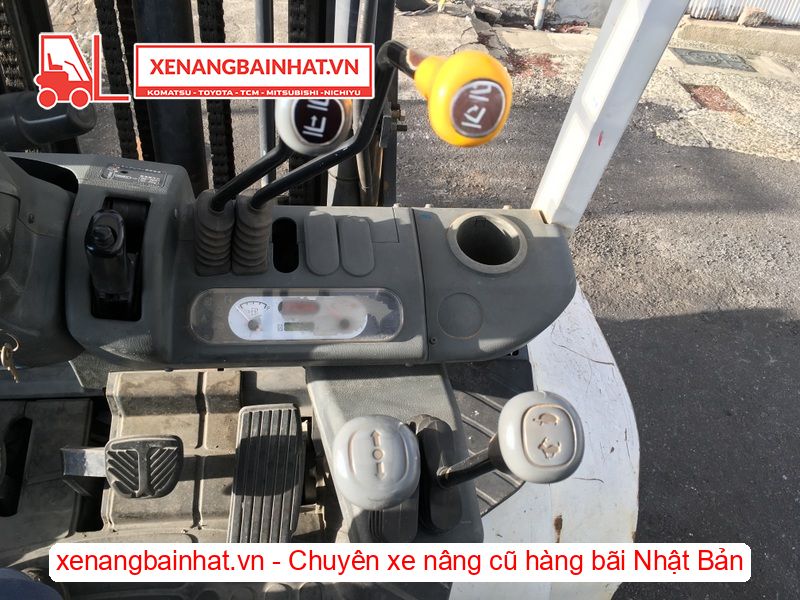 Xe nâng dầu 2.5 Tấn TCM FD25C13Z nâng cao 6m triple SX 2014