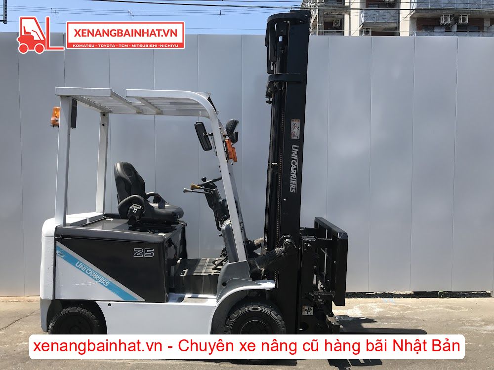 Xe nâng Điện 2.5 Tấn UNICARRIERS FB25-8 nâng cao 4.5m SX 2014