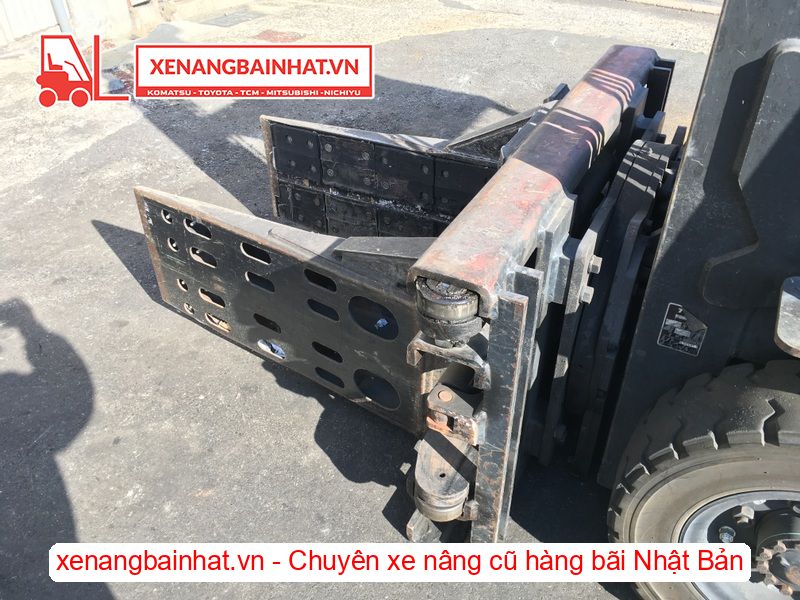 Xe nâng dầu 2 Tấn TCM FD20C3 nâng cao 4m SX 2010