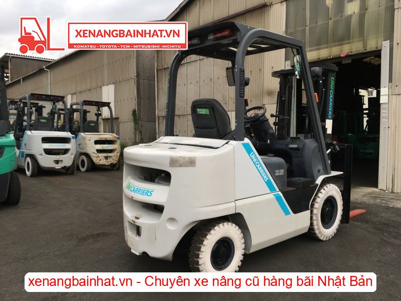 Xe nâng dầu 2.5 Tấn UNICARRIERS FD25T5M nâng cao 3m SX 2018