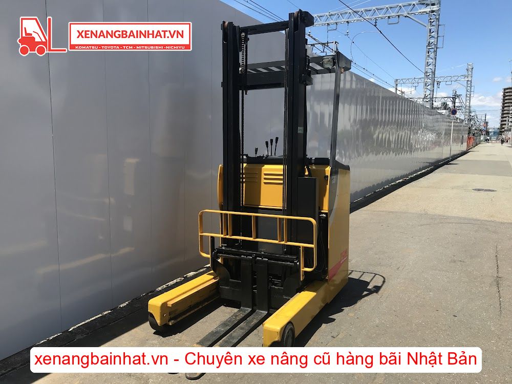 Xe nâng Điện 1.5 Tấn TCM FRHB15-8 nâng cao 4m SX 2010