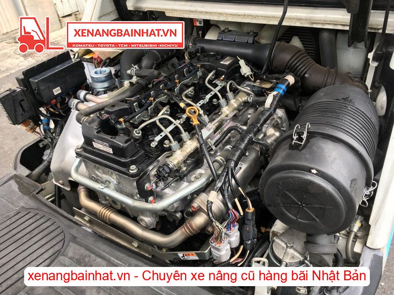 Xe nâng dầu 2.5 Tấn UNICARRIERS FHD25T5 nâng cao 3m SX 2017