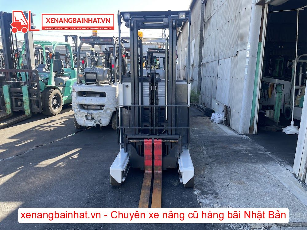 Xe nâng Điện 900Kg NICHIYU FBRM9N-80B nâng cao 3m SX 2019