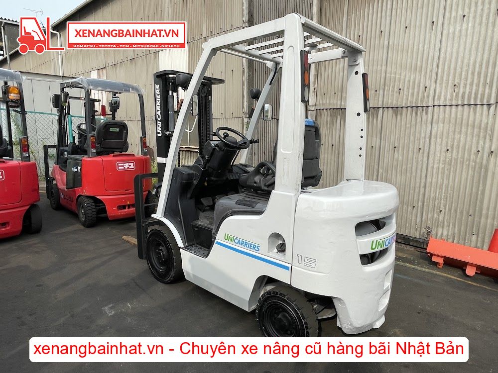 Xe nâng dầu 1.5 Tấn Nissan P1F1A15D nâng cao 3m SX 2014