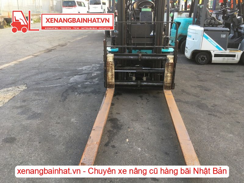 Xe nâng dầu 3 Tấn SUMITOMO 13FD30PAXI98D nâng cao 3m SX 2010