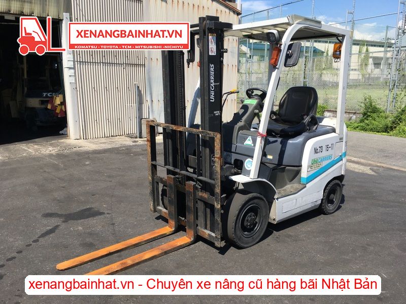Xe nâng dầu 1.5 Tấn UNICARRIERS FD15T14 nâng cao 3m SX 2015