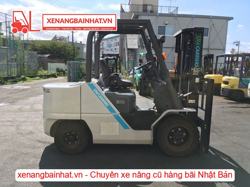 Xe nâng dầu 3 Tấn UNICARRIERS FHD30T5 nâng cao 3m SX 2016