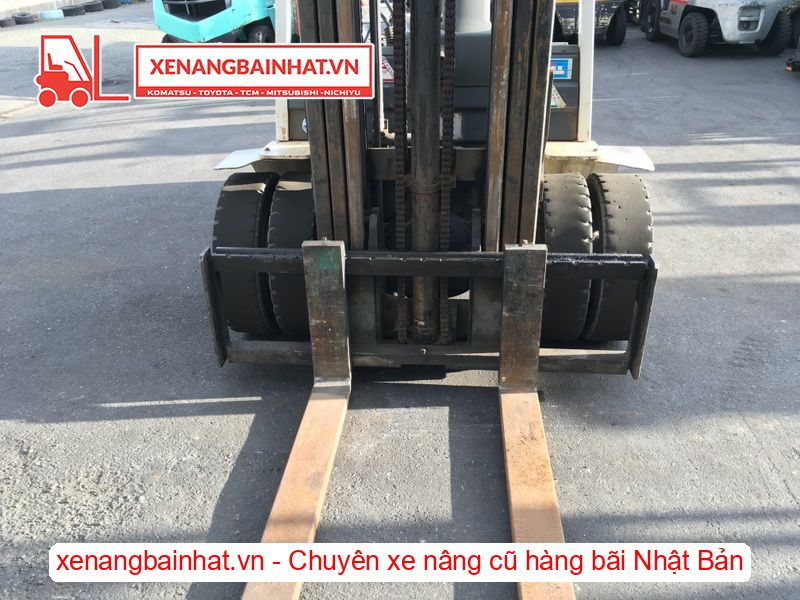 Xe nâng dầu 2.5 Tấn TCM FD25C13Z nâng cao 6m triple SX 2014