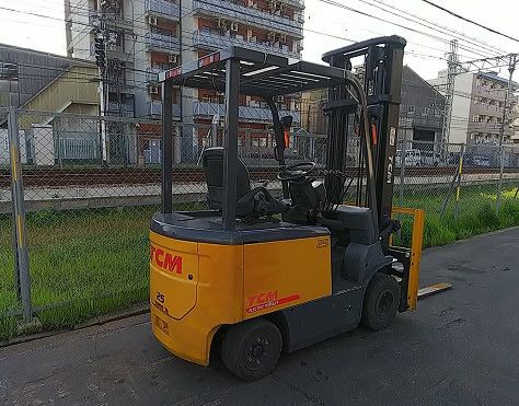 Xe nâng Điện 2.5 Tấn TCM FB25-8 nâng cao 4m SX 2013