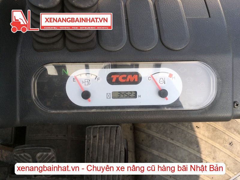 Xe nâng dầu 2 Tấn TCM FD20T13 nâng cao 4.3m triple SX 2011