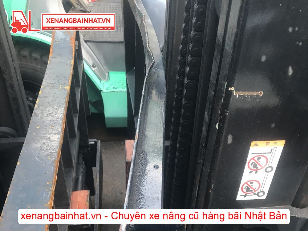 Xe nâng dầu 3 Tấn TOYOTA 02-8FD30 nâng cao 3m SX 2016