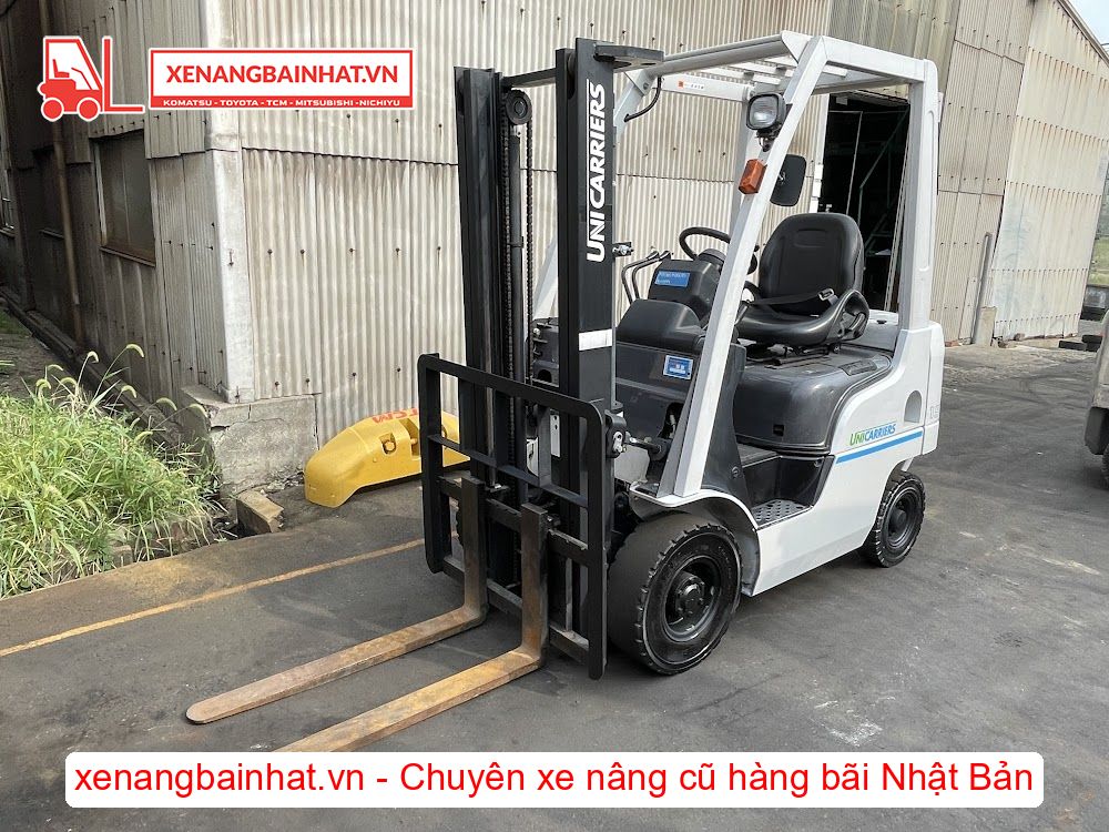 Xe nâng dầu 1.5 Tấn Nissan P1F1A15D nâng cao 3m SX 2014