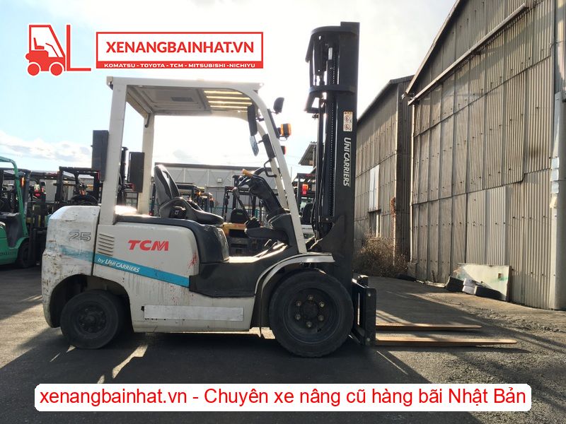 Xe nâng dầu 2.5 Tấn TCM FD25C13Z nâng cao 6m triple SX 2014