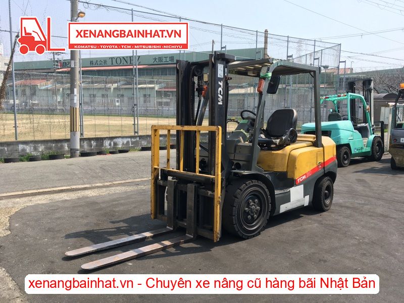 Xe nâng dầu 3 Tấn TCM FD30T3 nâng cao 3m SX 2005